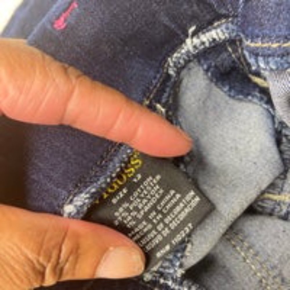 VIGOSS (2) Hollister (1) Jeans - Picture 11 of 16